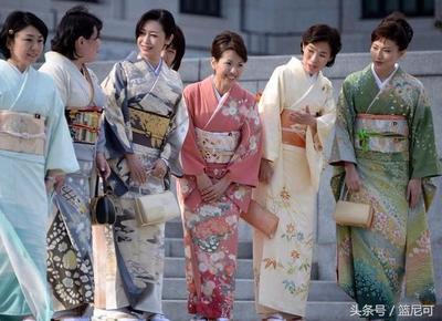 泰森生涯首败悬案 拳台之外，日本女服务员的迷雾与经纪服务的警示